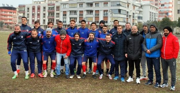 Salihli Kocaçeşmespor’da Veli Özdemir dönemi başladı