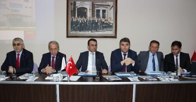 Büyükşehir Belediyesi’nde Kulalı muhtarlarla toplantı