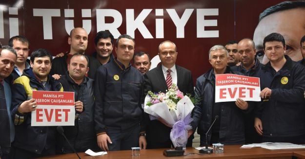 PTT çalışanlarından AK Parti’ye ’evet’ ziyareti