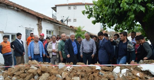 Vali Güvençer’den depremzedelere ziyaret