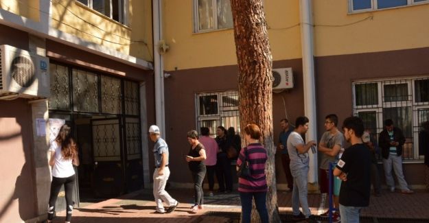 Manisalı öğrencilerin LYS maratonu başladı