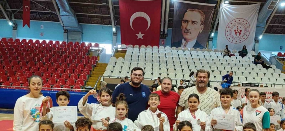 Yunusemreli judocular 100. Yıl Turnuvası’na damga vurdu