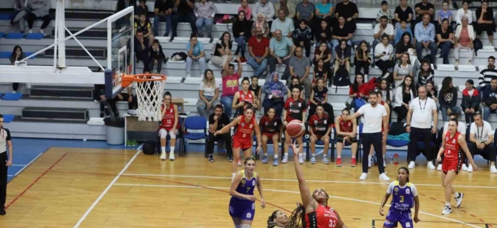 Turgutlu Belediyesi Kadın Basketbol takımı play-off için sahaya çıkacak