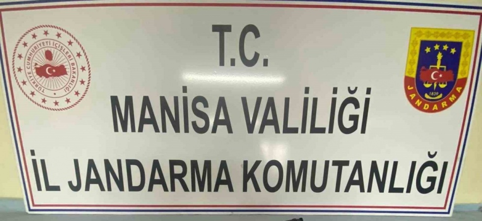 Manisa’da şüpheliden ruhsatsız tabanca çıktı