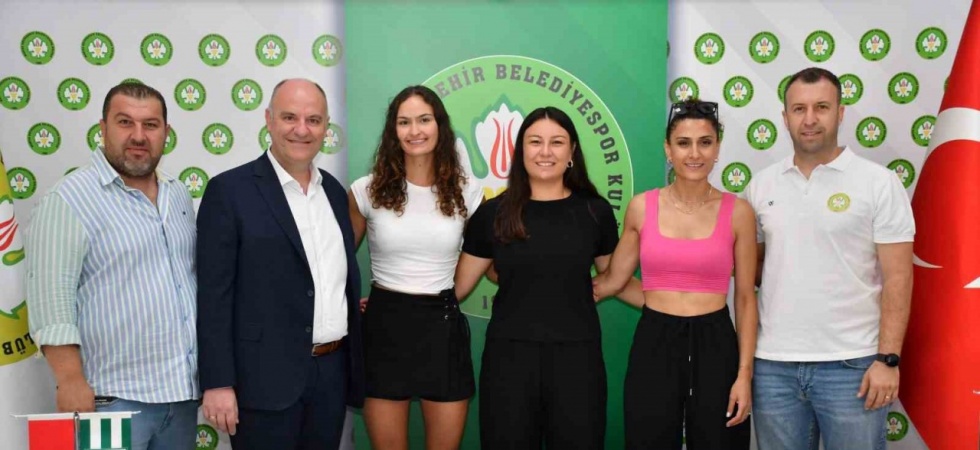 Manisa BBSK voleybolda transfer sezonuna hızlı başladı