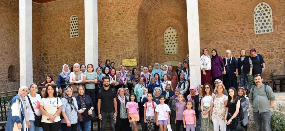 Demircili kadınlar Manisa’yı gezdi