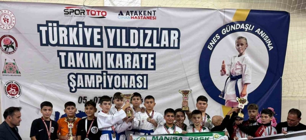 Manisa BBSK Karate Takımından bir 3’üncülük iki 5’incilik