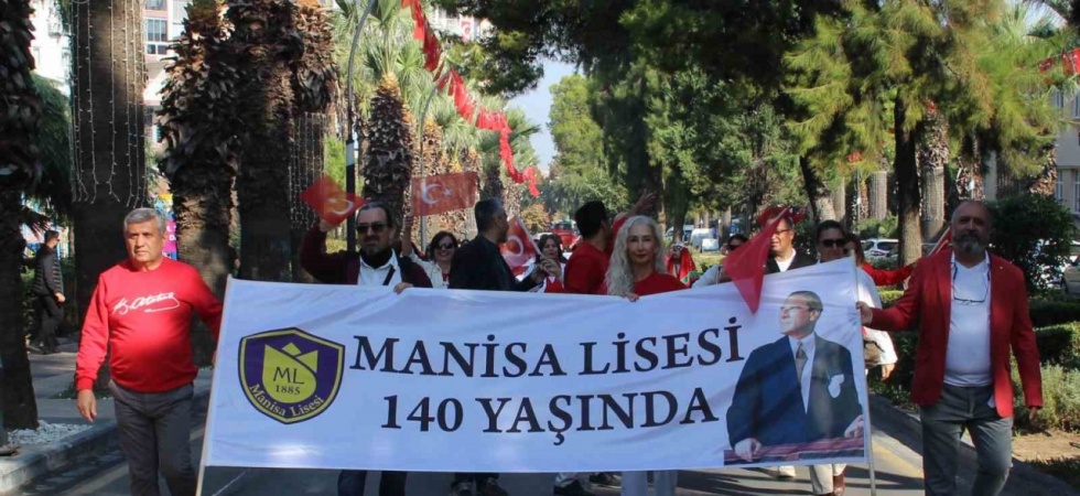 Manisa Lisesi’nden 140’ıncı yıla görkemli kutlama