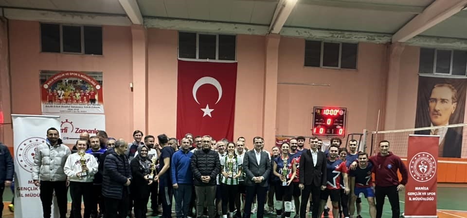 Öğretmenler Günü Voleybol Turnuvası’nın şampiyonu belli oldu