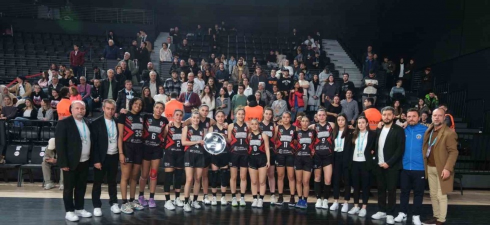 Manisa’nın tek kadın basketbol takımından büyük başarı