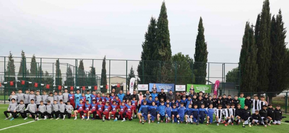 Şehzadeler Belediyesi U13 Cup’ta şampiyon Manisaspor