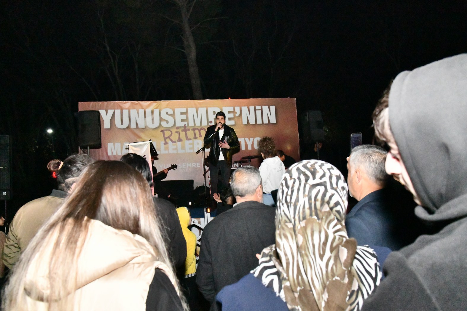 YUNUSEMRE’DEN HOROZKÖY’DE KONSER