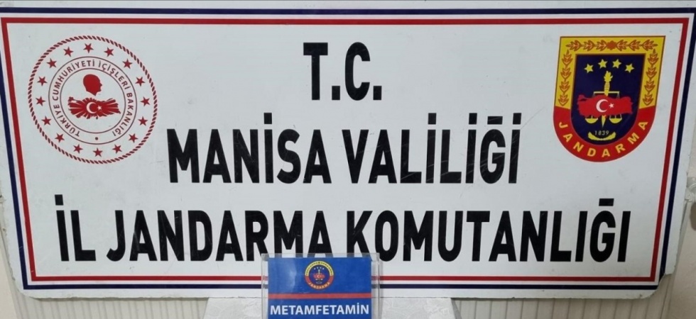 Manisa’da uyuşturucu satıcılarına jandarma darbesi