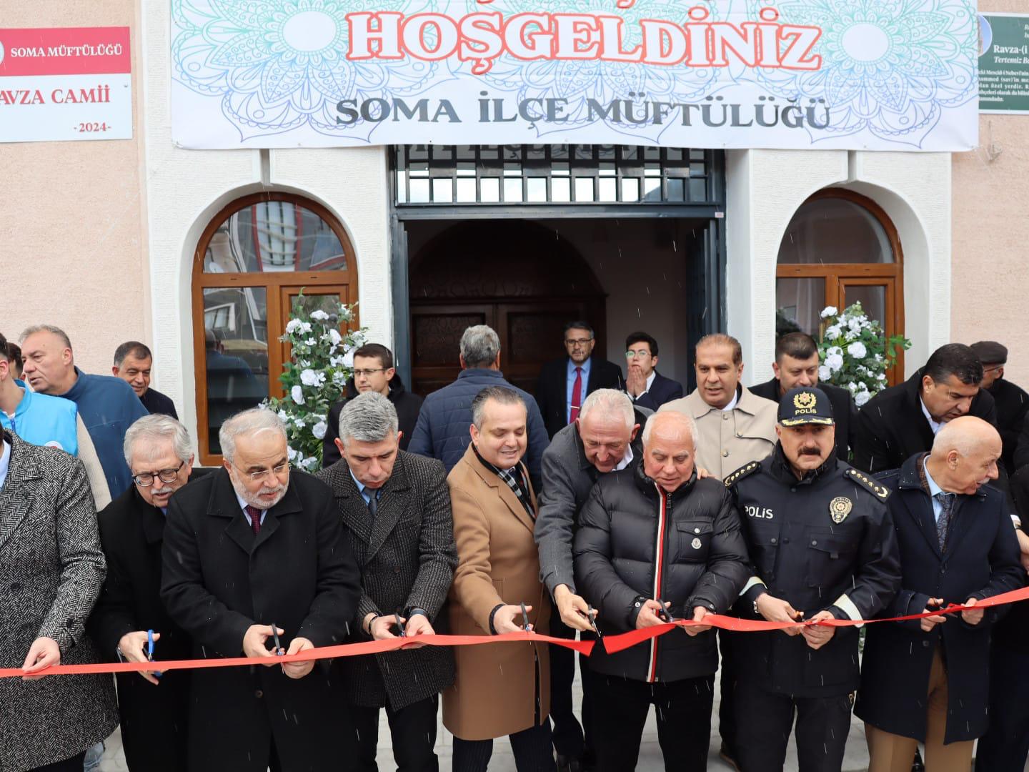 Soma’da Ravza Camii ve Diyanet Gençlik Merkezi açıldı