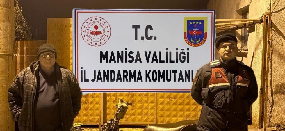 Manisa’da çalınan 2 motosikleti jandarma buldu