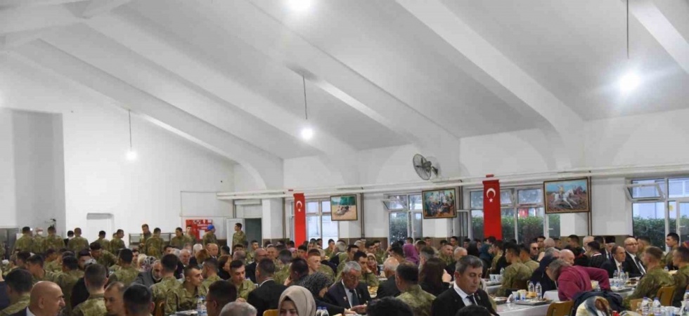 Vali Özkan şehit aileleri ve gazilerle iftarda buluştu