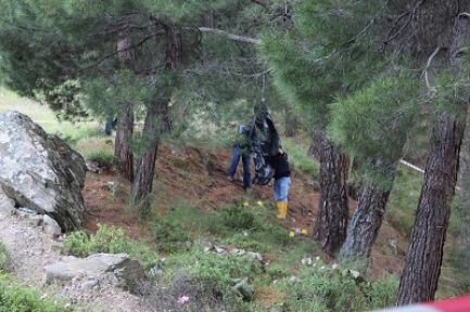 Ormanlık Alanda Kendini Astı