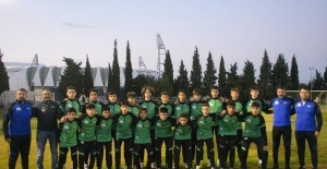 Akhisarspor dibi gördü