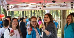 Fiziksel aktivitenin önemine dikkat çekmek için yürüdüler