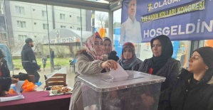 AK Parti Selendi Kadın Kolları Kongresi bayram havasında geçti