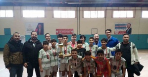 Futsalda şampiyon Spil Ortaokulu oldu