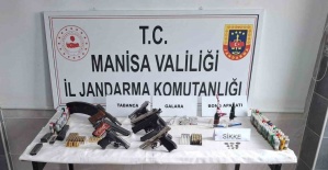 Manisa jandarmasından 2 ilçede eş zamanlı operasyon