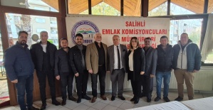 Salihli’de emlakçılar, 5. kez Yıldırım Yılmaz’ı seçti