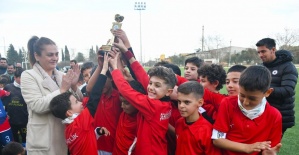 U11 Manisa Cup şampiyonu Turgutlu’dan