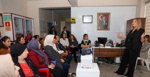 Yunusemre’den aile içi iletişim semineri